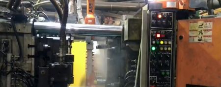 Integrazione del sistema di automazione per spray di pressofusione - Spray per pressofusione con ABB IRB2600